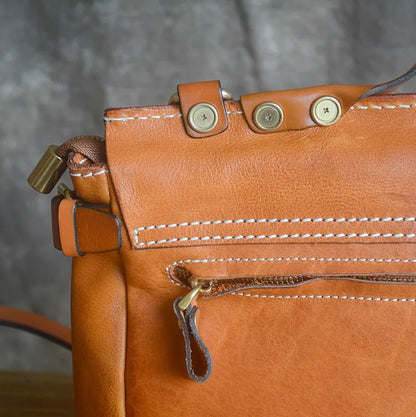 Unisex Soft Brown Leather Messanger Bag