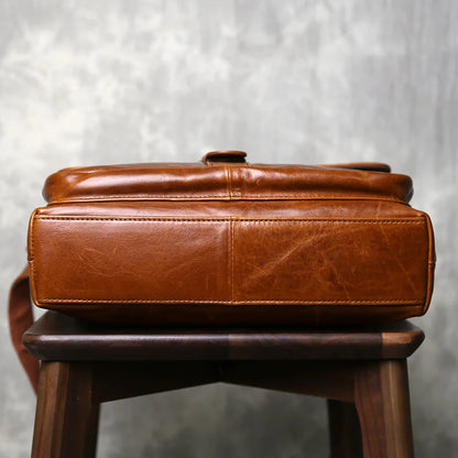 Top Layer Cowhide Large Capacity Business Commuting Bag