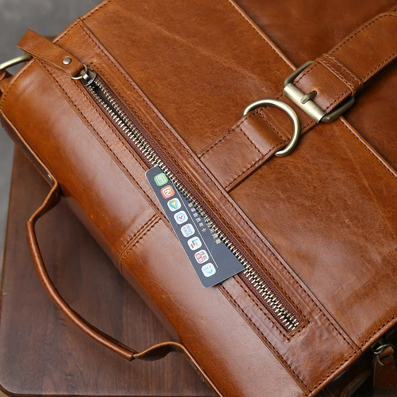 Top Layer Cowhide Large Capacity Business Commuting Bag