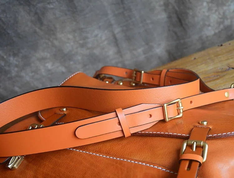 Unisex Soft Brown Leather Messanger Bag