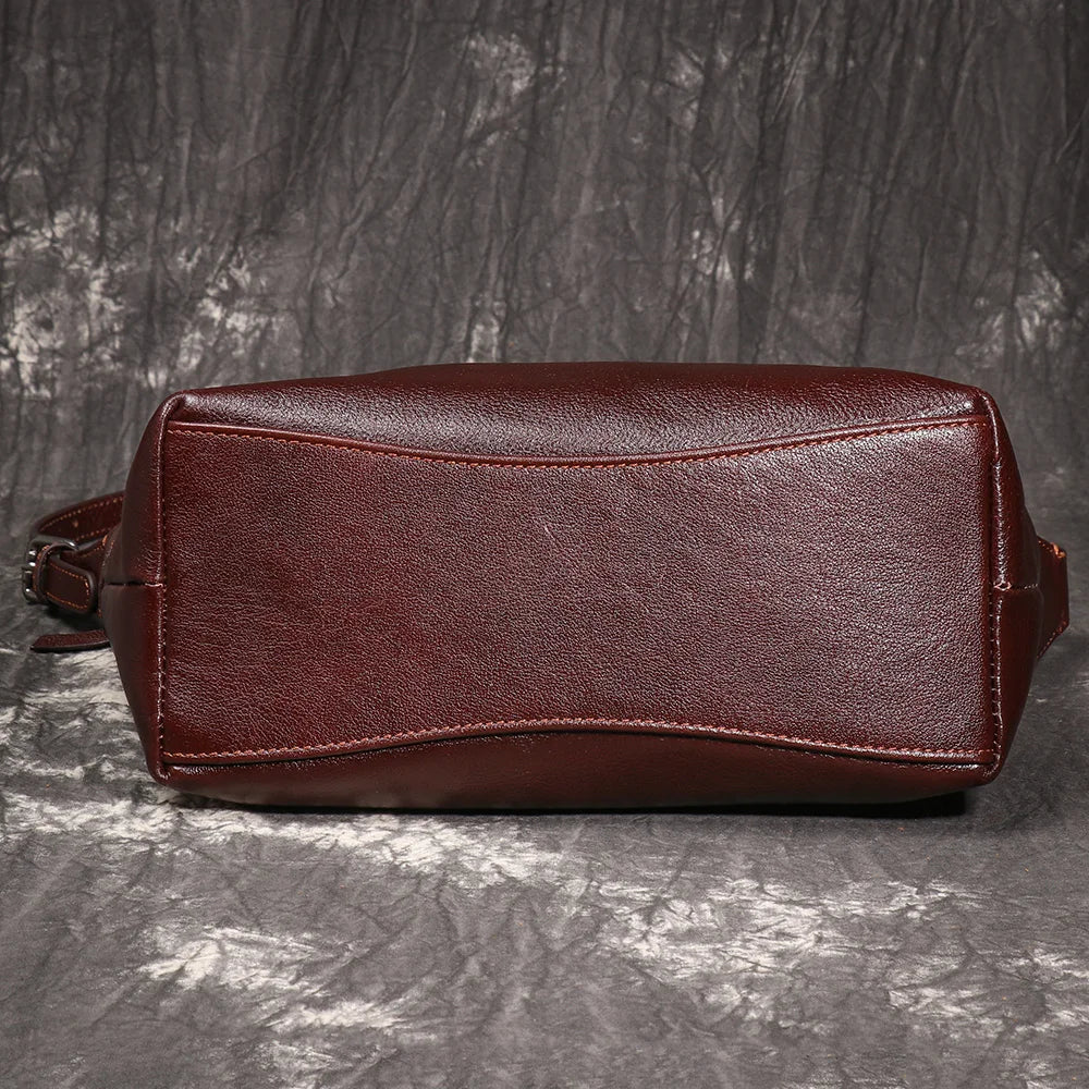Minimalist Leather Crossbody Bag With Zipper